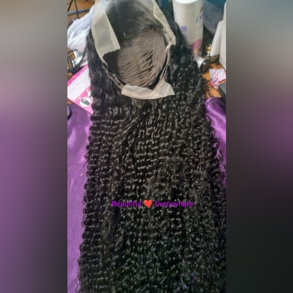 - Human Hair Lace Wig - Picture 7 of 9